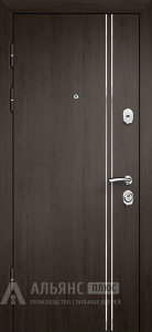 Дверь в частный дом Венге в стиле классика с глухим полотном и металлическими вставками №7 внутренняя - фото