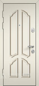 Входная дверь для загородного дома с отделкой молдингом №94 внутренняя - фото